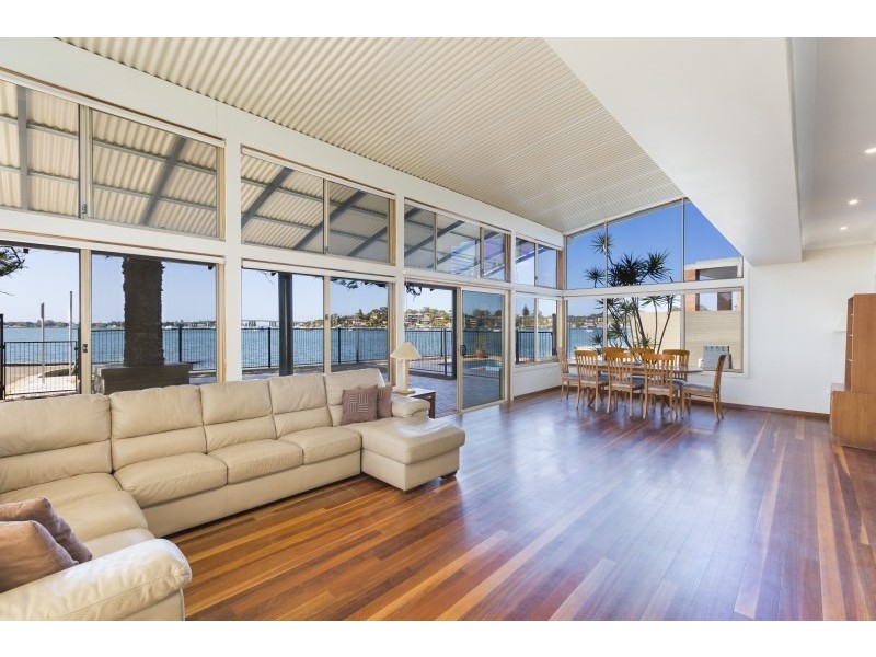 5 Lachlan Avenue, Sylvania Waters NSW 2224