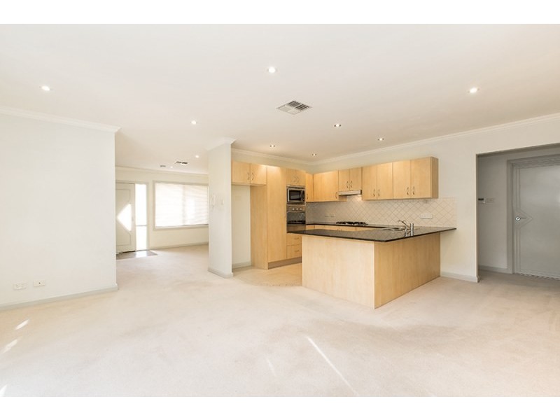 2/29 Telopea Street, Caringbah NSW 2229