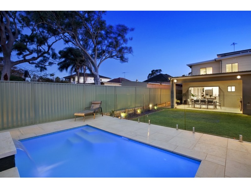 2/261 Burraneer Bay Road, Caringbah South NSW 2229