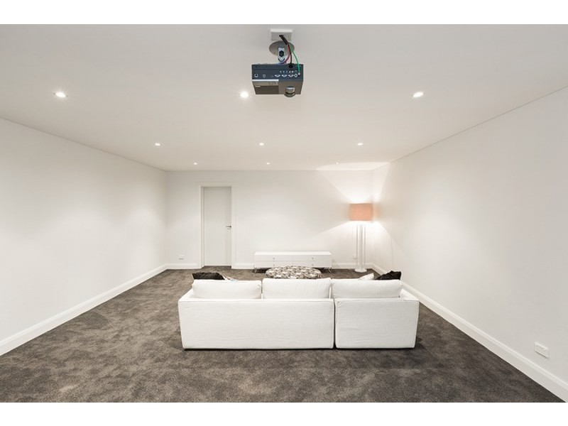 3 Hazel Place, Burraneer NSW 2230