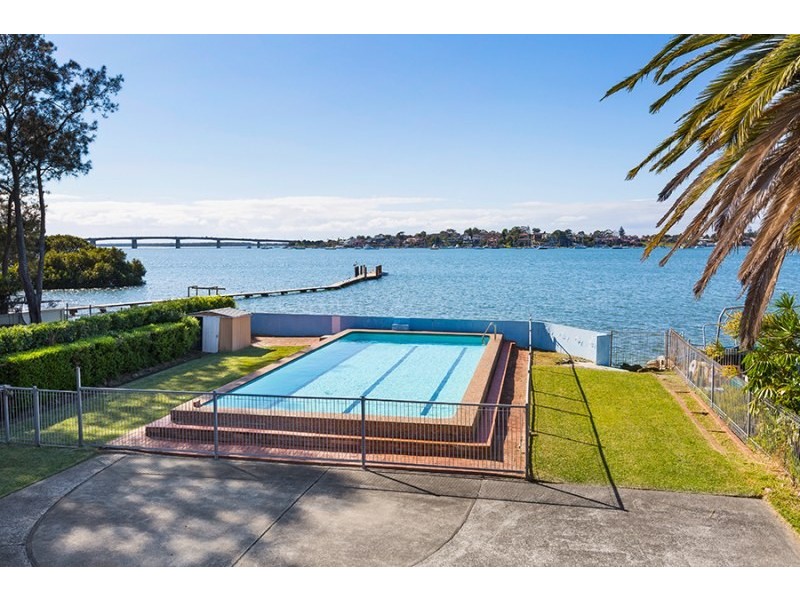 10 Marra Place, Sylvania NSW 2224