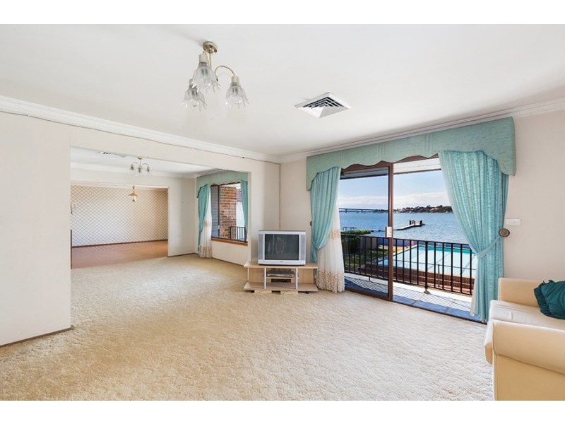 10 Marra Place, Sylvania NSW 2224