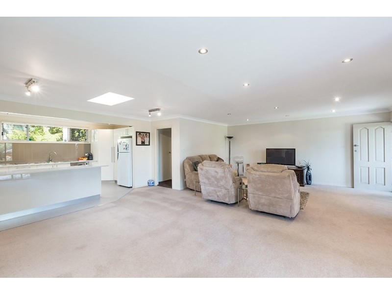 10 Glencoe Street, Sutherland NSW 2232