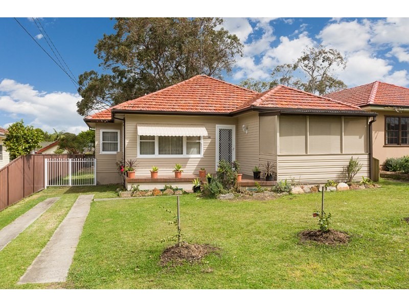 42 Drake Avenue, Caringbah NSW 2229