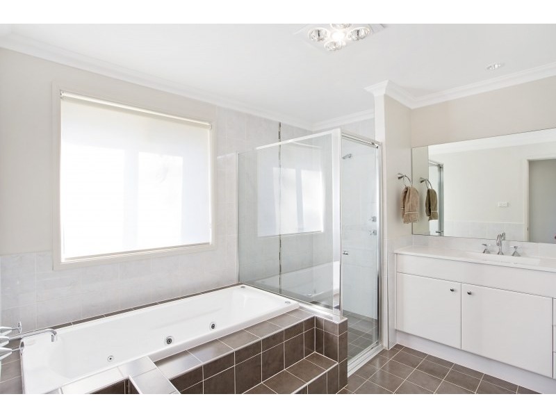 15 Karoola Crescent, Caringbah NSW 2229