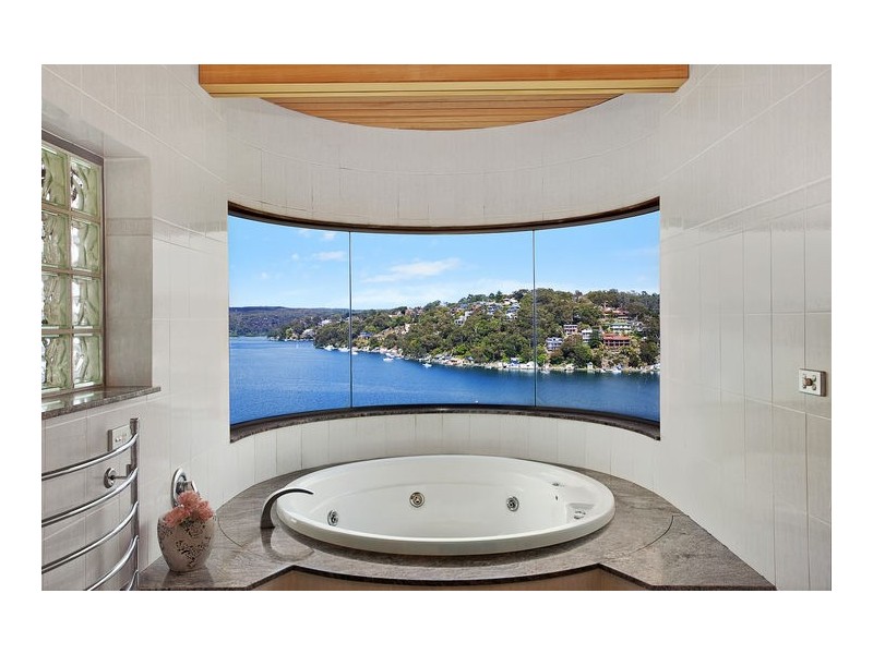 18-20 Maroopna Road, Yowie Bay NSW 2228