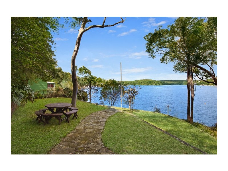 18-20 Maroopna Road, Yowie Bay NSW 2228