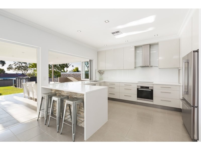 11 David Avenue, Caringbah South NSW 2229