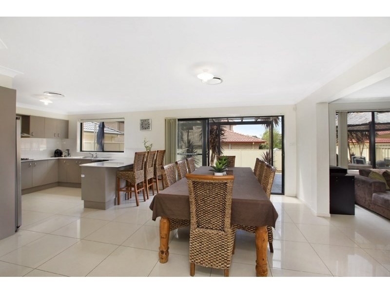 12 Rebellion Circuit, Beaumont Hills NSW 2155