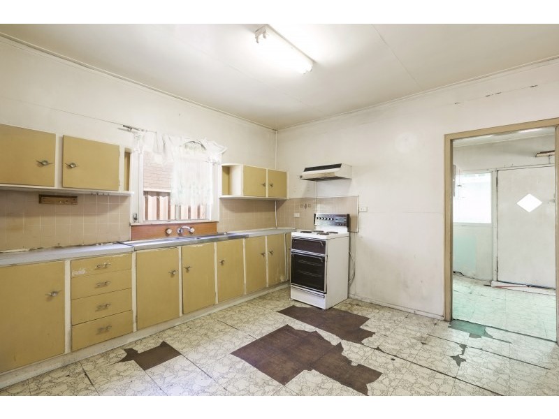 5 Grove Avenue, Narwee NSW 2209