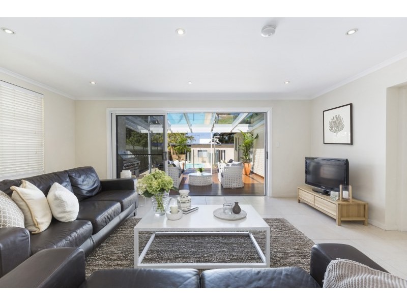 2 Pioneer Road, Cronulla NSW 2230