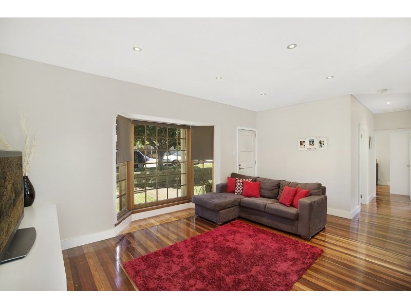 6 Foch Avenue, Gymea NSW 2227