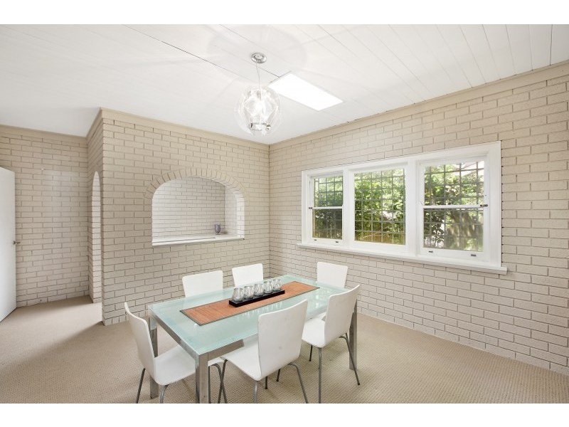 6 Foch Avenue, Gymea NSW 2227