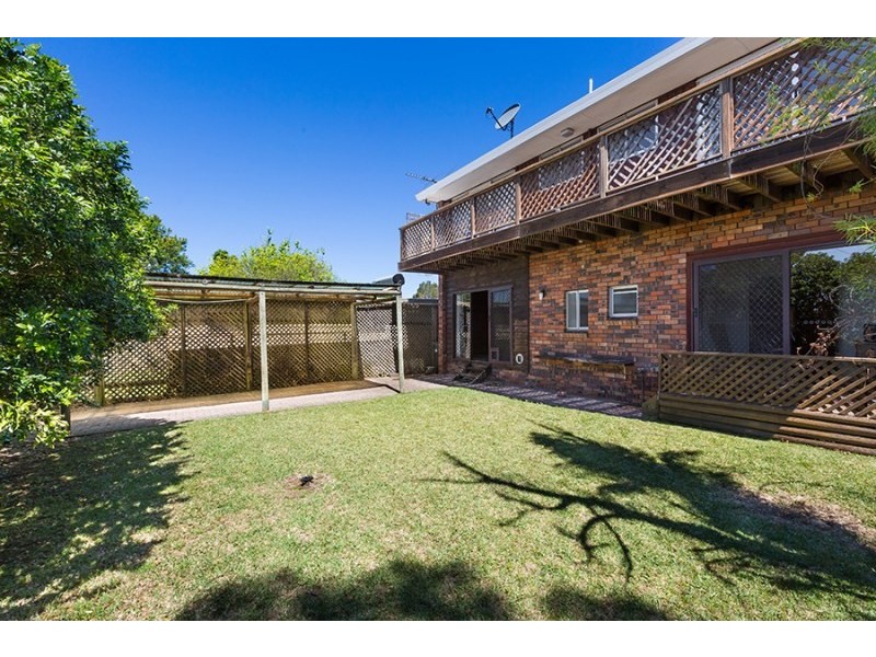 29 Tea Gardens Avenue, Kirrawee NSW 2232