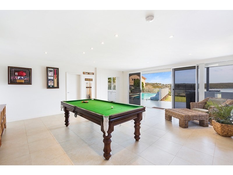 9 Waring Avenue, Caringbah South NSW 2229