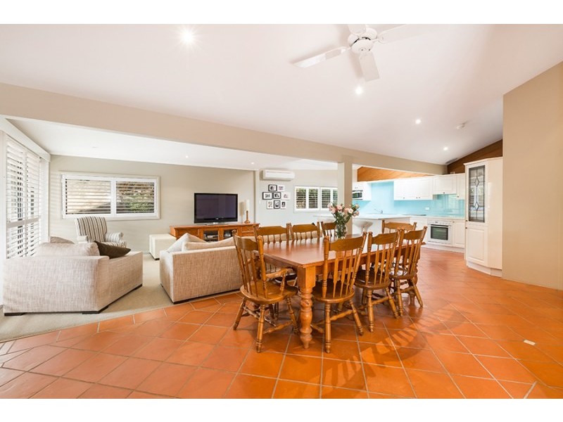 37 Naranganah Avenue, Gymea Bay NSW 2227