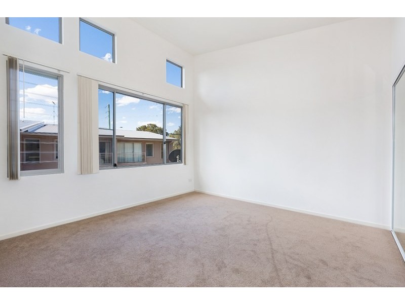 10/9 Fenton Avenue, Caringbah NSW 2229