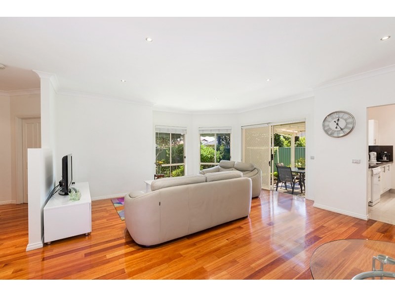 2/82-84 Willarong Road, Caringbah NSW 2229