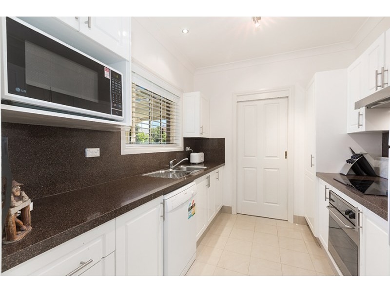 2/82-84 Willarong Road, Caringbah NSW 2229