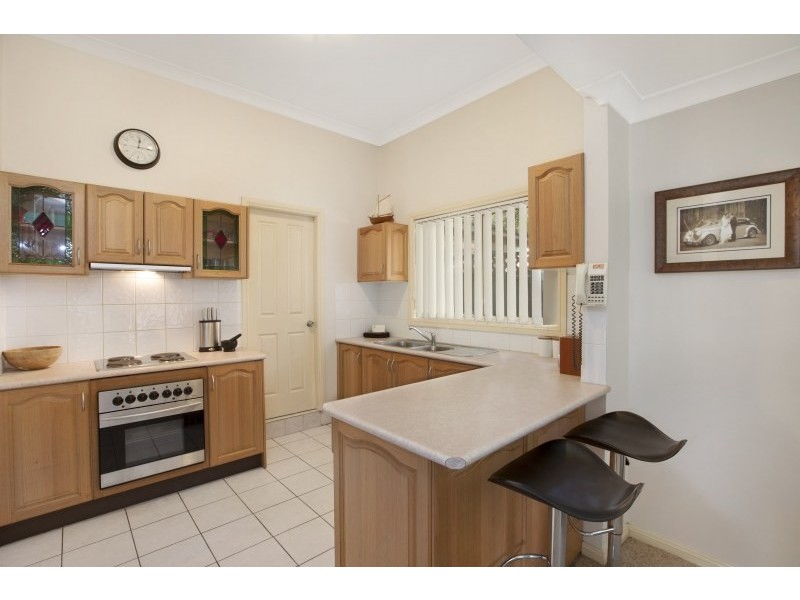 2/627 Princes Highway, Kirrawee NSW 2232