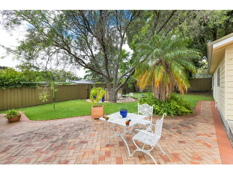 16 Bass Street, Dolans Bay NSW 2229