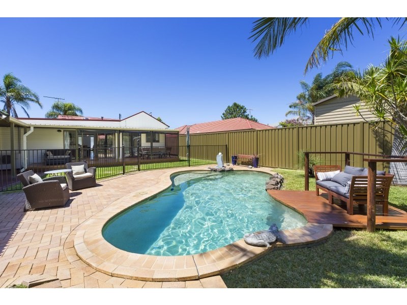 41 Woodfield Boulevard, Caringbah NSW 2229