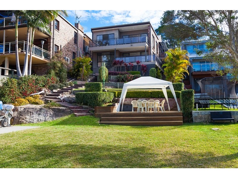 22 Grandview Parade, Caringbah South NSW 2229