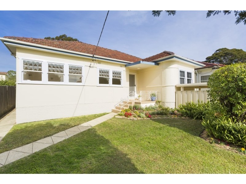 22 Bellevue Parade, Caringbah NSW 2229