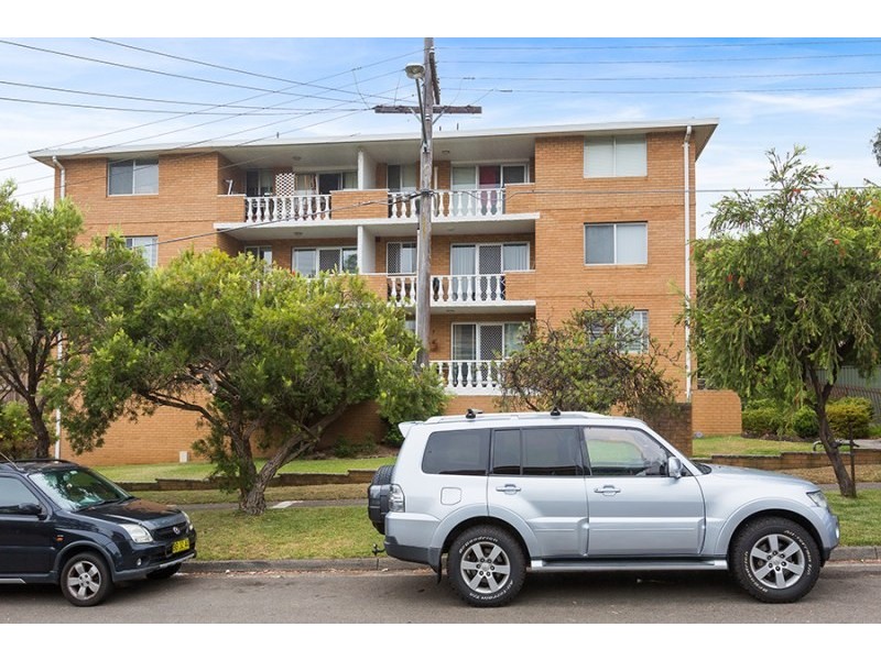 4/10-12 Curtis Street, Caringbah NSW 2229