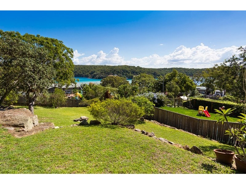 4 Swan Street, Lilli Pilli NSW 2229