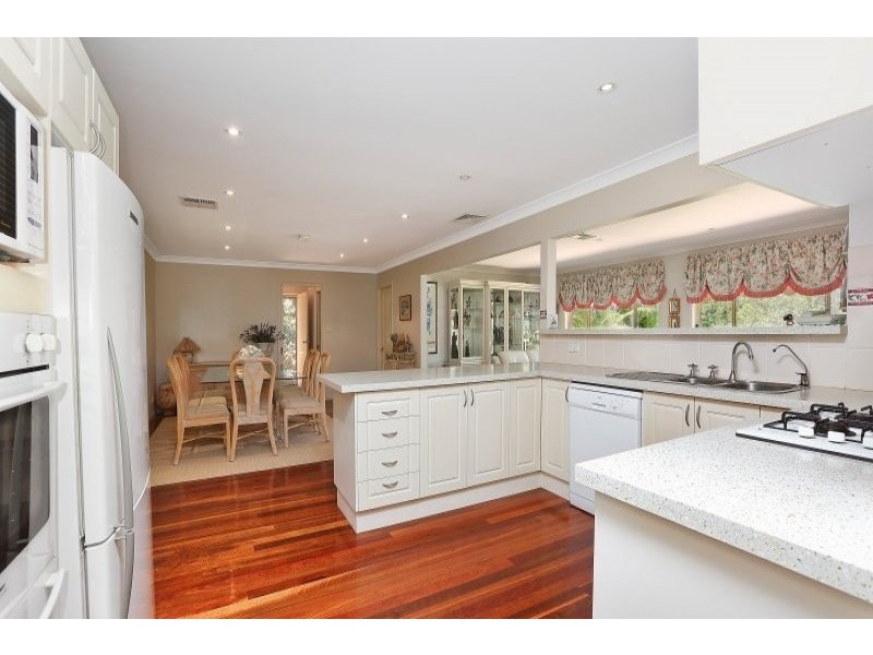 2 Saunders Bay Road, Caringbah South NSW 2229