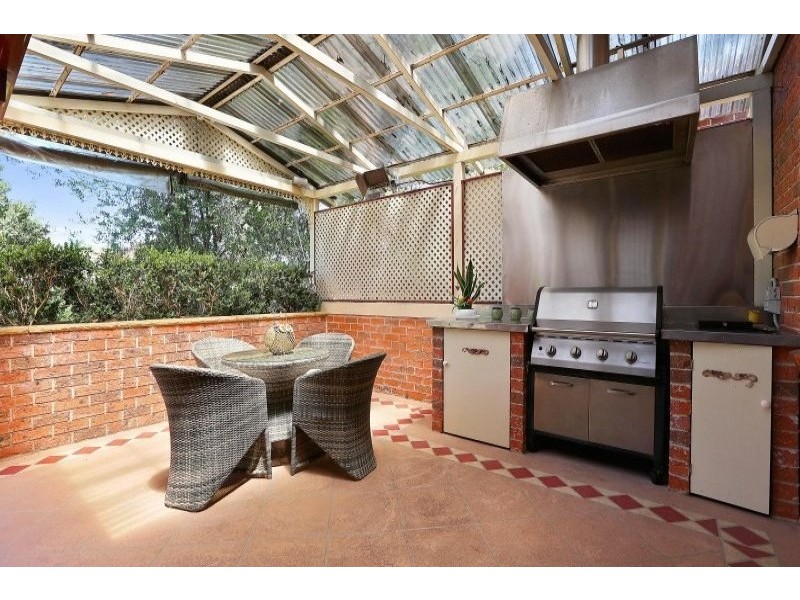 2 Saunders Bay Road, Caringbah South NSW 2229