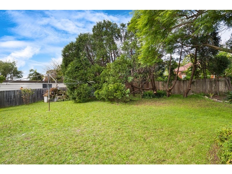 12 Johnston Avenue, Kirrawee NSW 2232