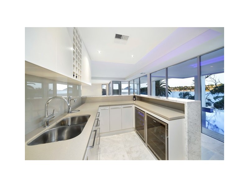 1 Binaville Avenue, Burraneer NSW 2230