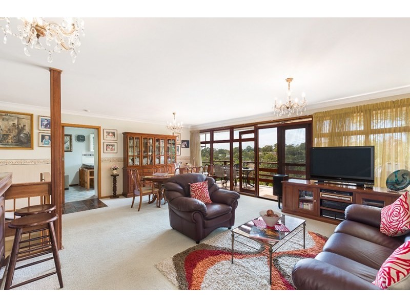 10 Tulong Place, Kirrawee NSW 2232