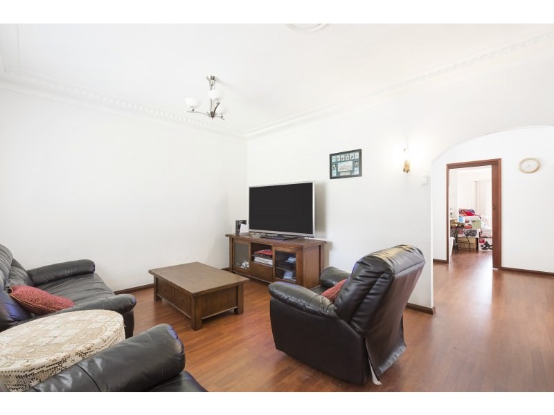 196 Gymea Bay Road, Gymea Bay NSW 2227