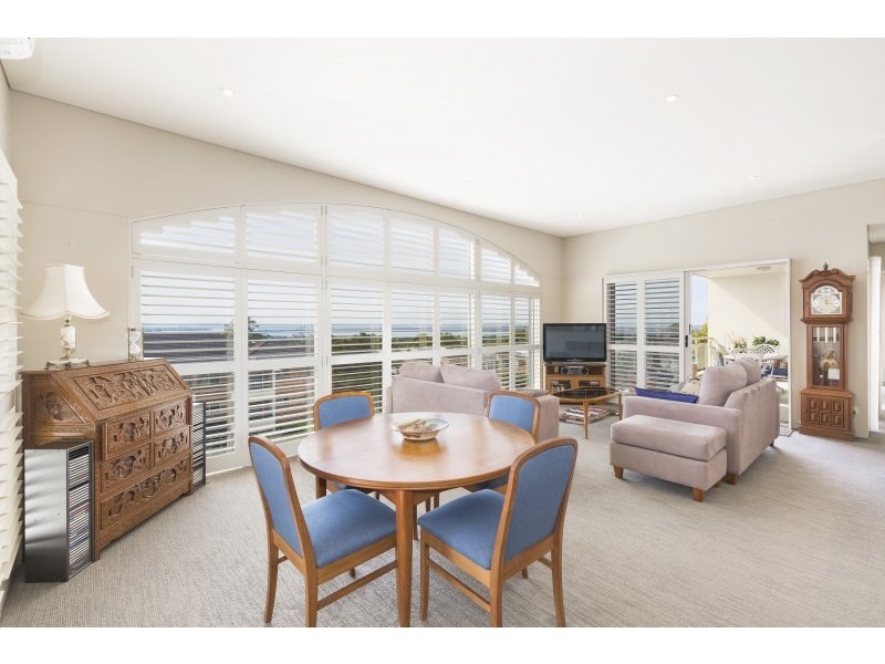 17/14-18 Mansfield Avenue, Caringbah NSW 2229