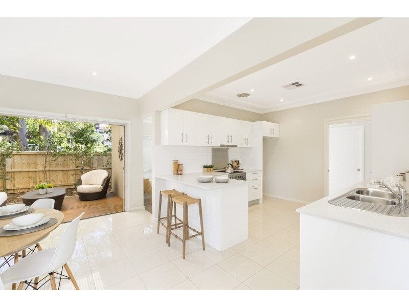 2a Langer Avenue, Caringbah South NSW 2229