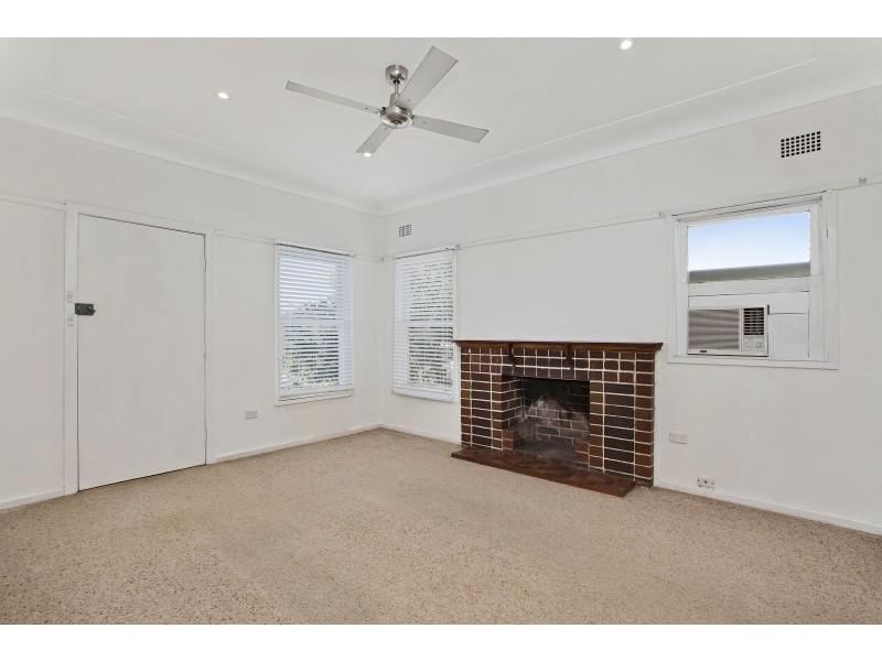 8 Fifth Avenue, Jannali NSW 2226