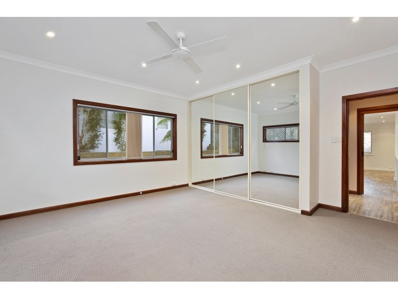 116 Glencoe Street, Sutherland NSW 2232