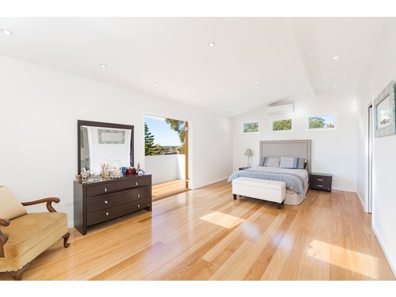 38 Hunter Street, Kirrawee NSW 2232