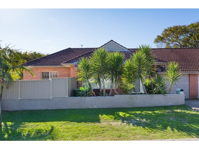 22 Edinburgh Crescent, Woolooware NSW 2230