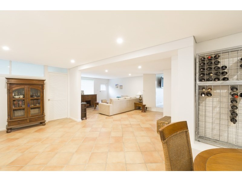 6 Yarraga Place, Yowie Bay NSW 2228