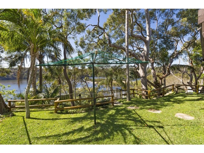 33 Grays Point Road, Grays Point NSW 2232