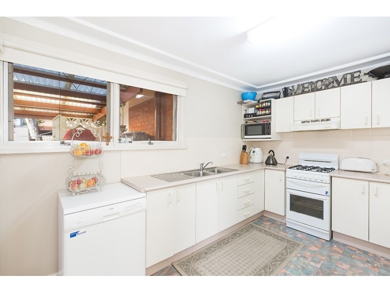 8 Elm Place, Woolooware NSW 2230