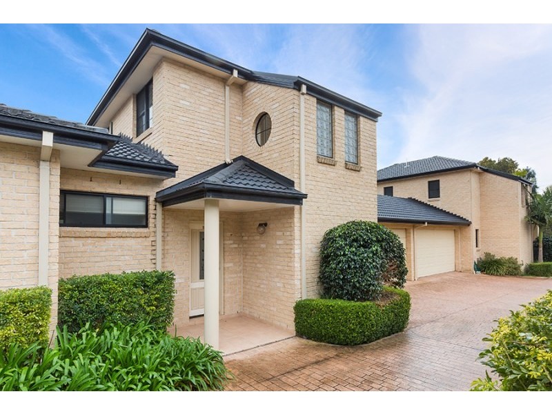 2/11 Wallumatta Road, Caringbah NSW 2229