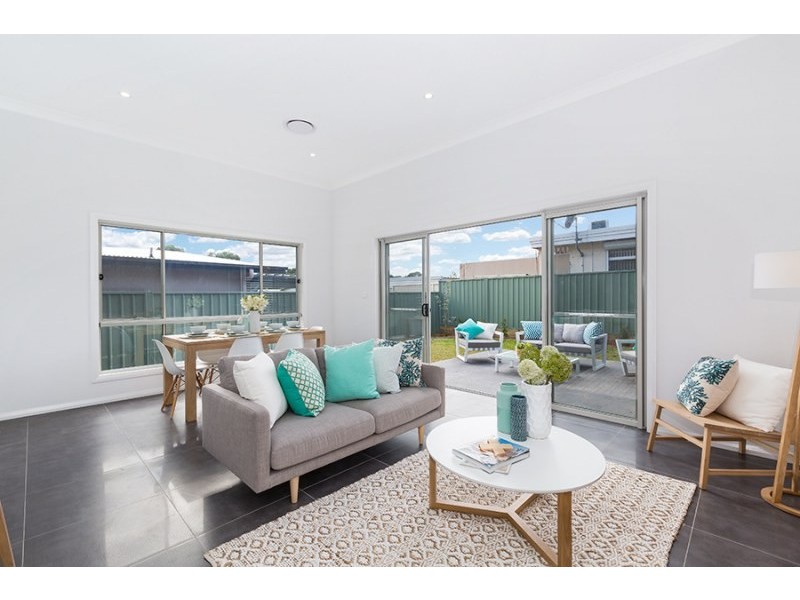 1/72 Gannons Road, Caringbah South NSW 2229