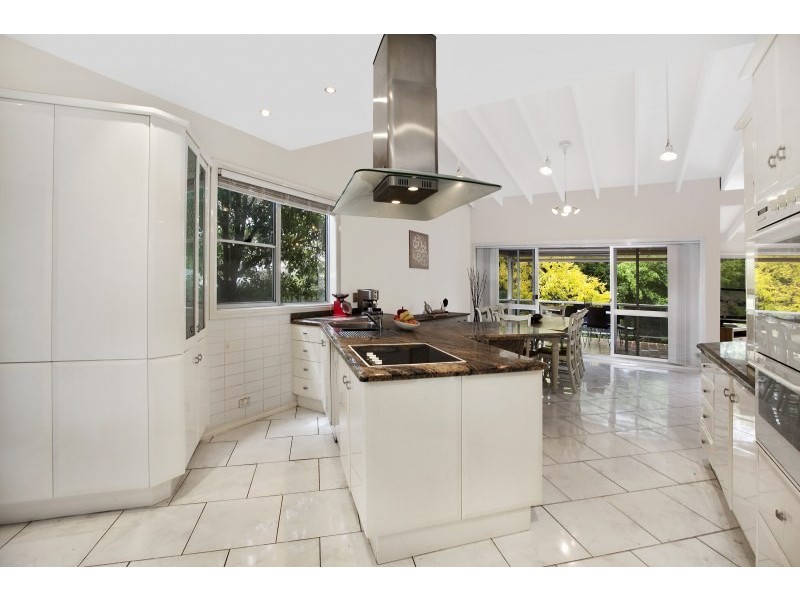 16 Loves Avenue, Oyster Bay NSW 2225