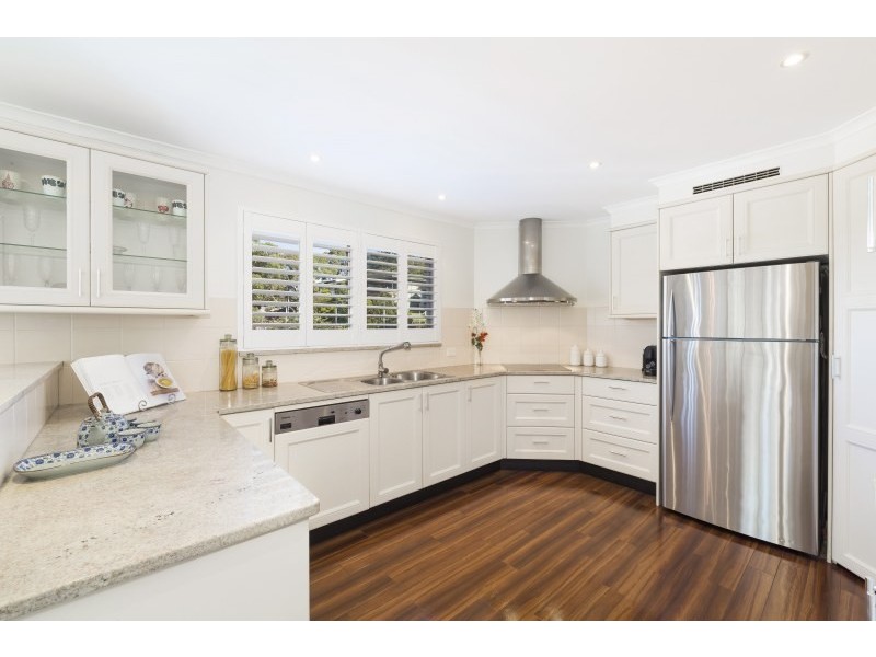 10 Loves Avenue, Oyster Bay NSW 2225