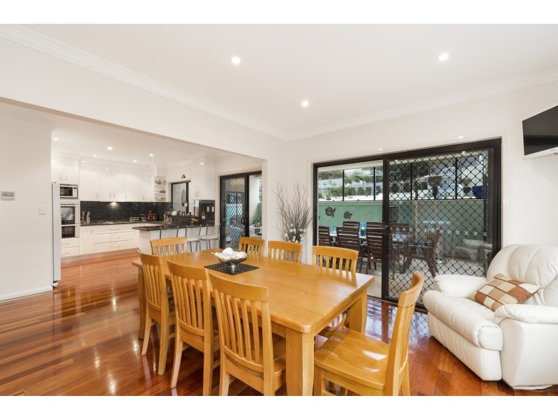 30 Warraba Street, Como NSW 2226